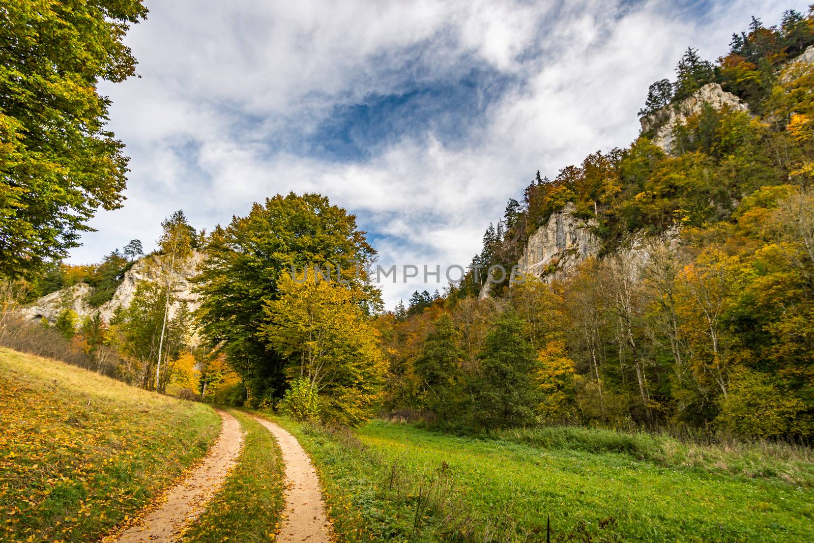 Fantastic autumn hike in the beautiful Danube valley at the Beuron monastery with beautiful views and rocks