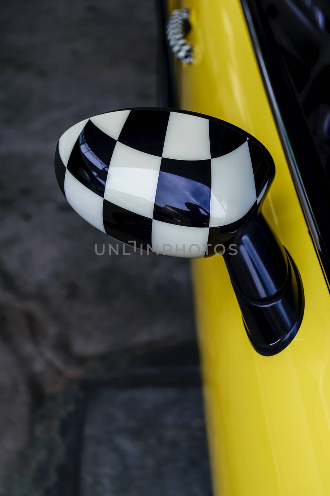 Beautiful Car Mirror Checkered pattern.