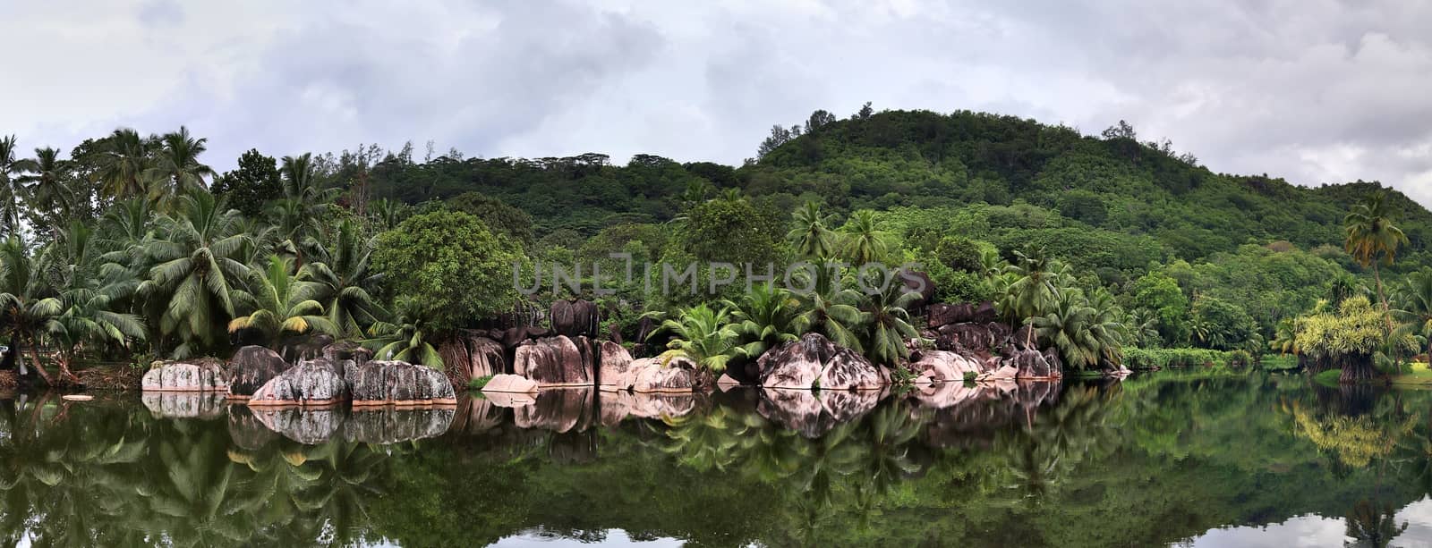 Beautiful impressions of the tropical landscape on the Seychelle by MP_foto71