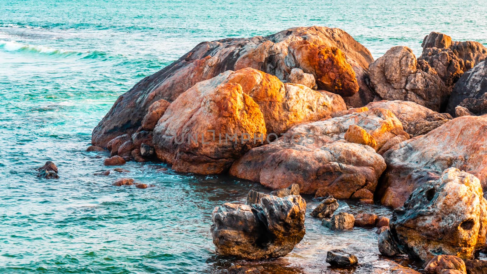 Rock formations in galle fort beach