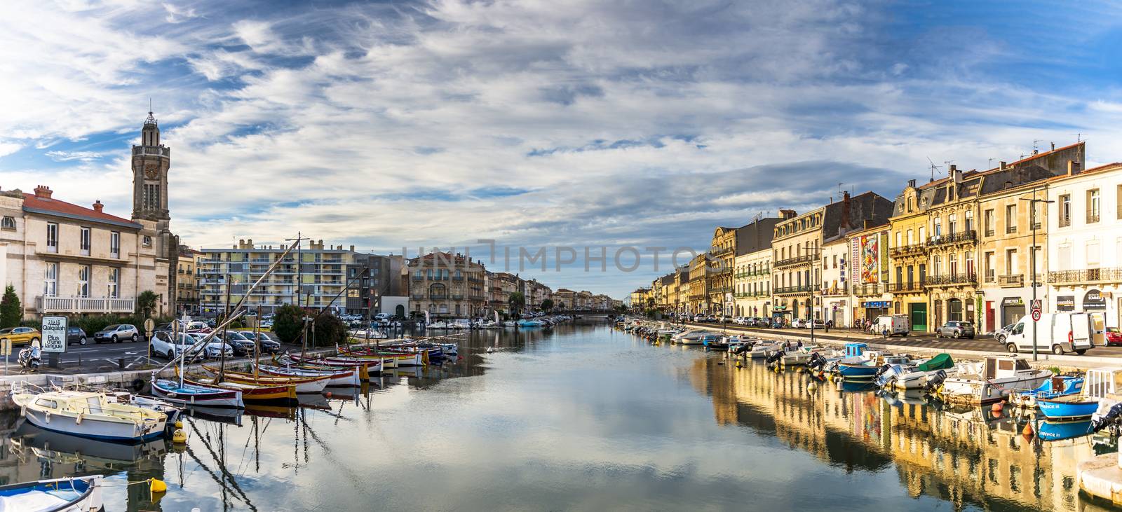 Panoramic of the Royal Canal offering a beautiful perspective towards the city center of Sète