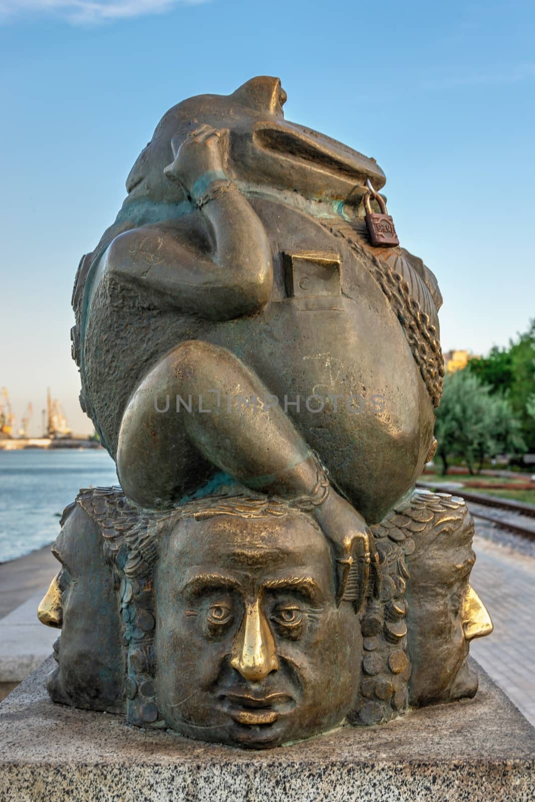 Monument to the toad on the embankment of Berdyansk, Ukraine by Multipedia