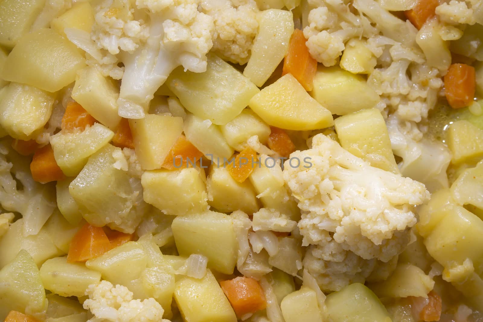cauliflower, carrots, potatoes zucchini steamed vegetables Healthy eating