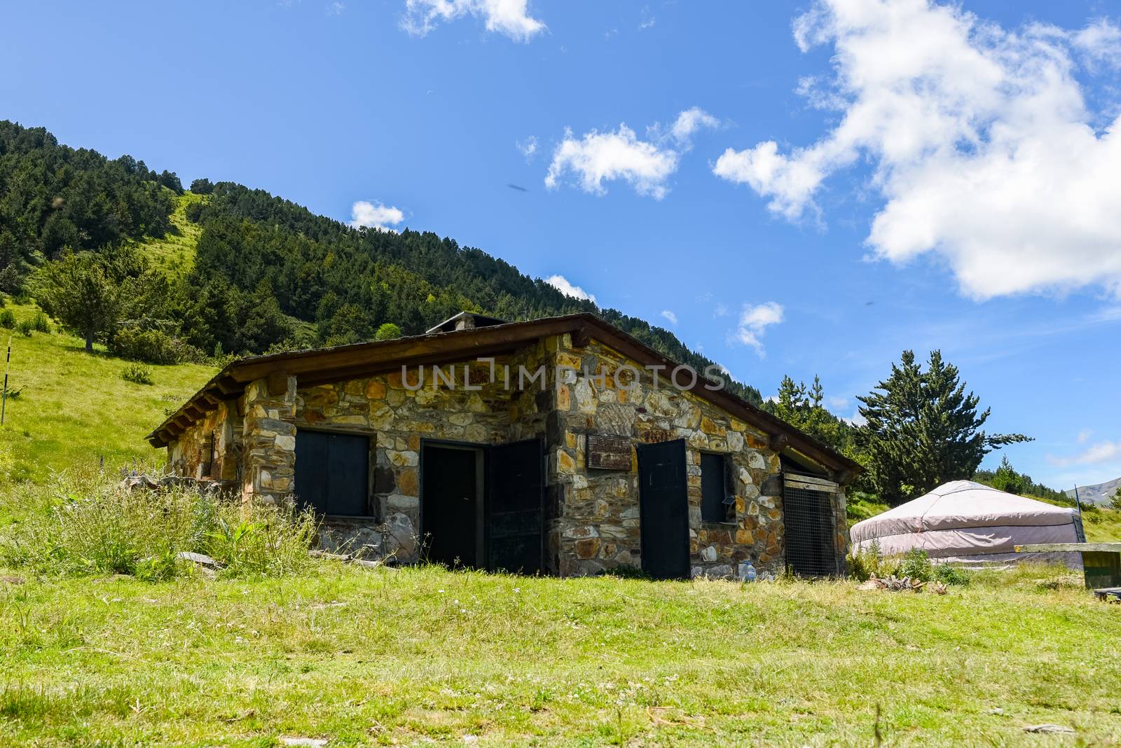 Grandvalira El Tarter : 2020 16 July : Shelter in Andorra, Refugi de RIba Escorjada in El Tarter on Summer 2020.