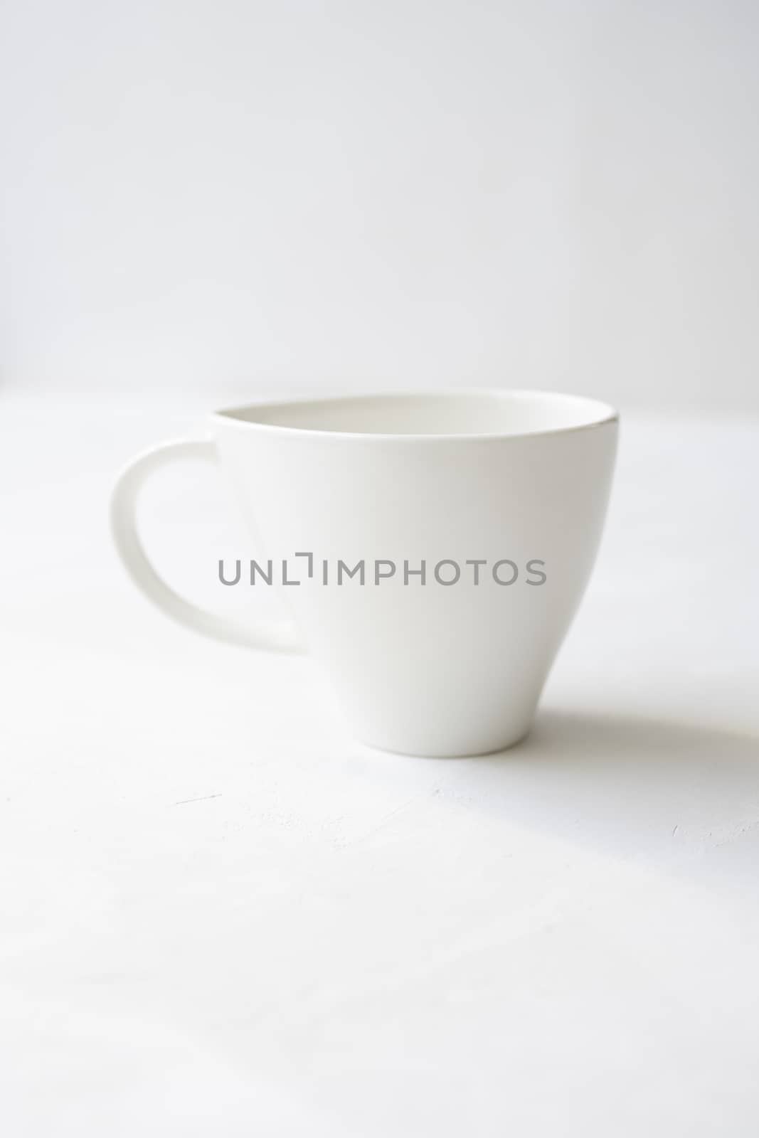 Empty Coffee cup on a white background by sashokddt