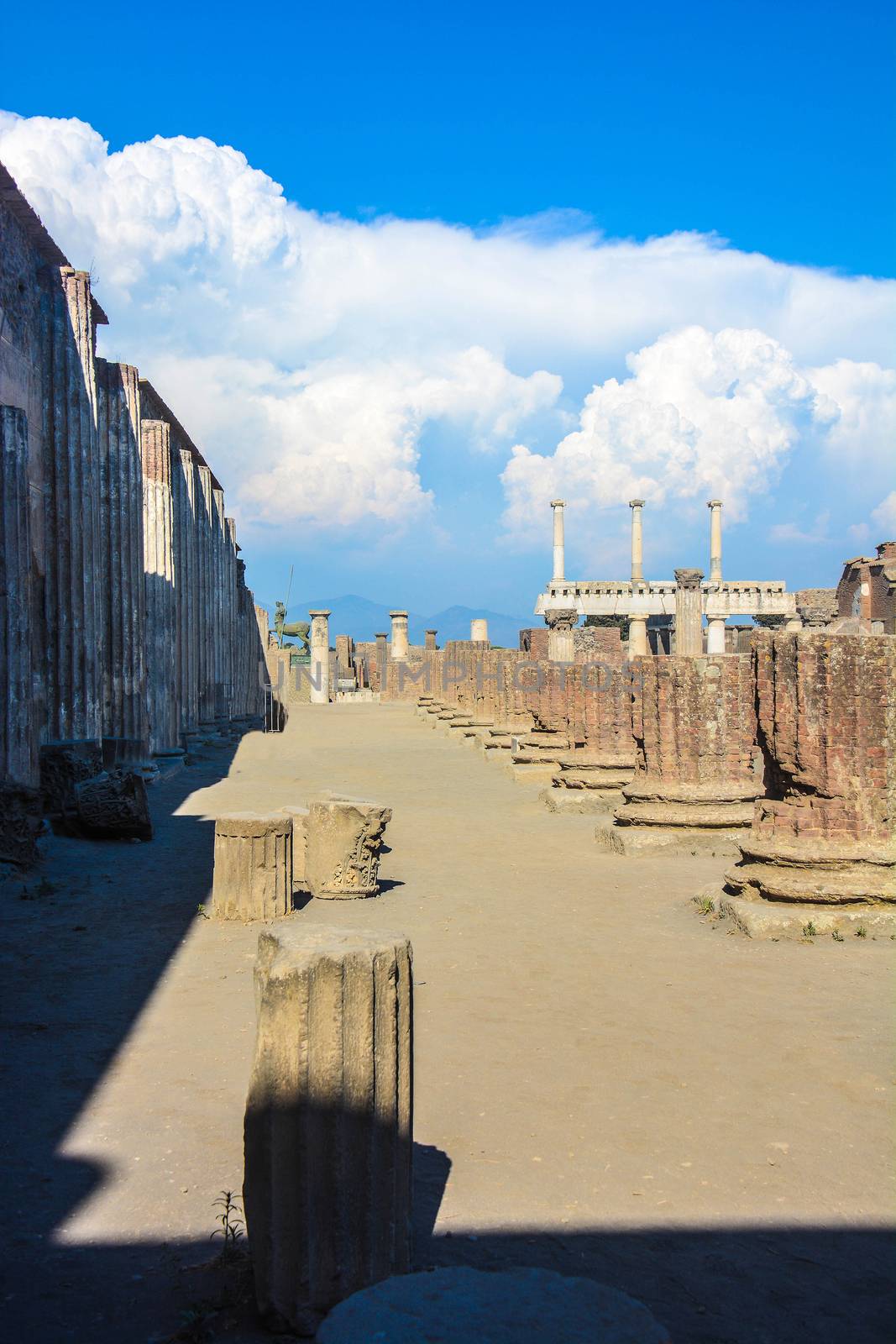 italy rare views of Pompei corners