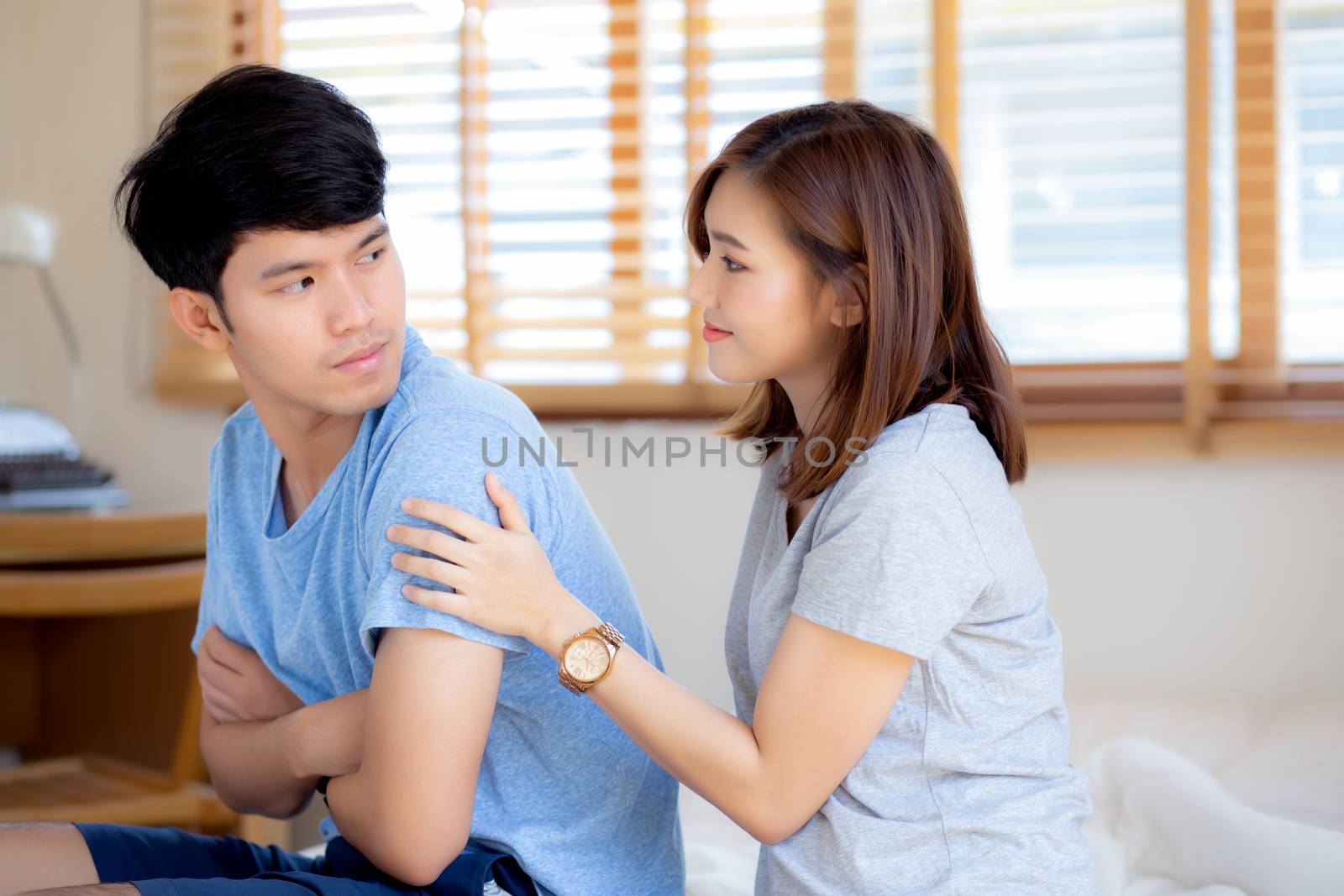 Young asian couple a problem and woman ask forgive and sorry wit by nnudoo