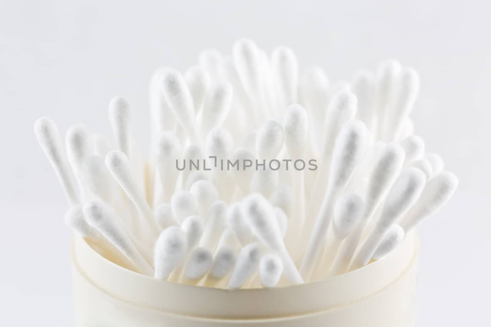 Close up of cotton Buds isolated on white background : swab swab