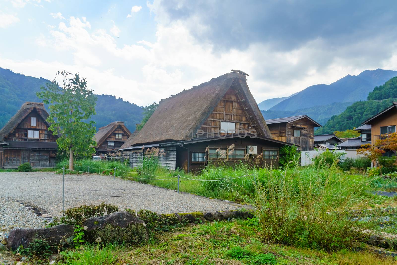 Gassho-zukuri farmhouse, in Ogimachi village by RnDmS