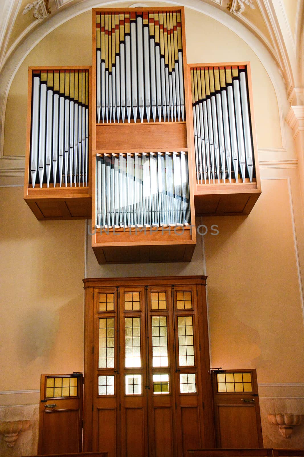 pipe organ by iacobino