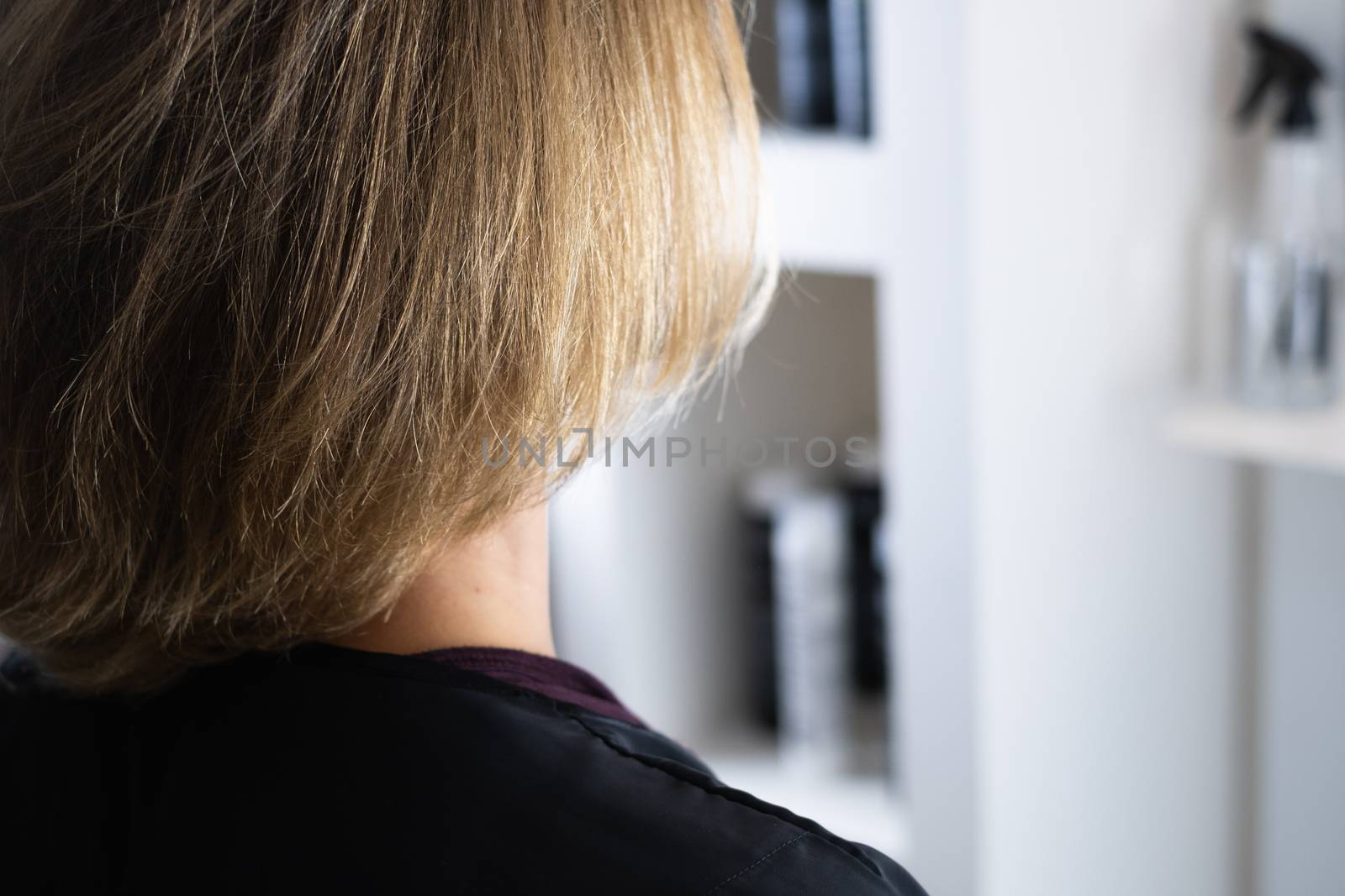 Beautiful blonde hair after haircut and treatment by Dumblinfilms