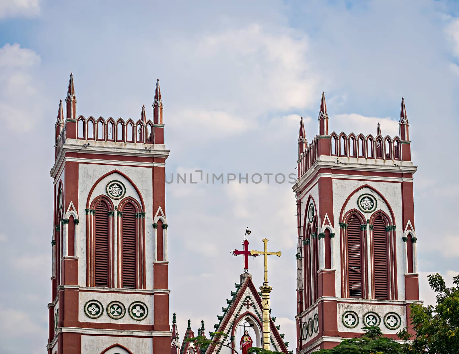 Towers of Basilica of the Sacred Heart of Jesus church , Pondich by lalam