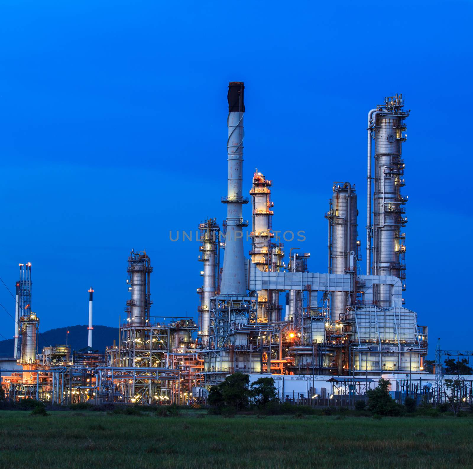 Oil Refinery in daytime by Praphan