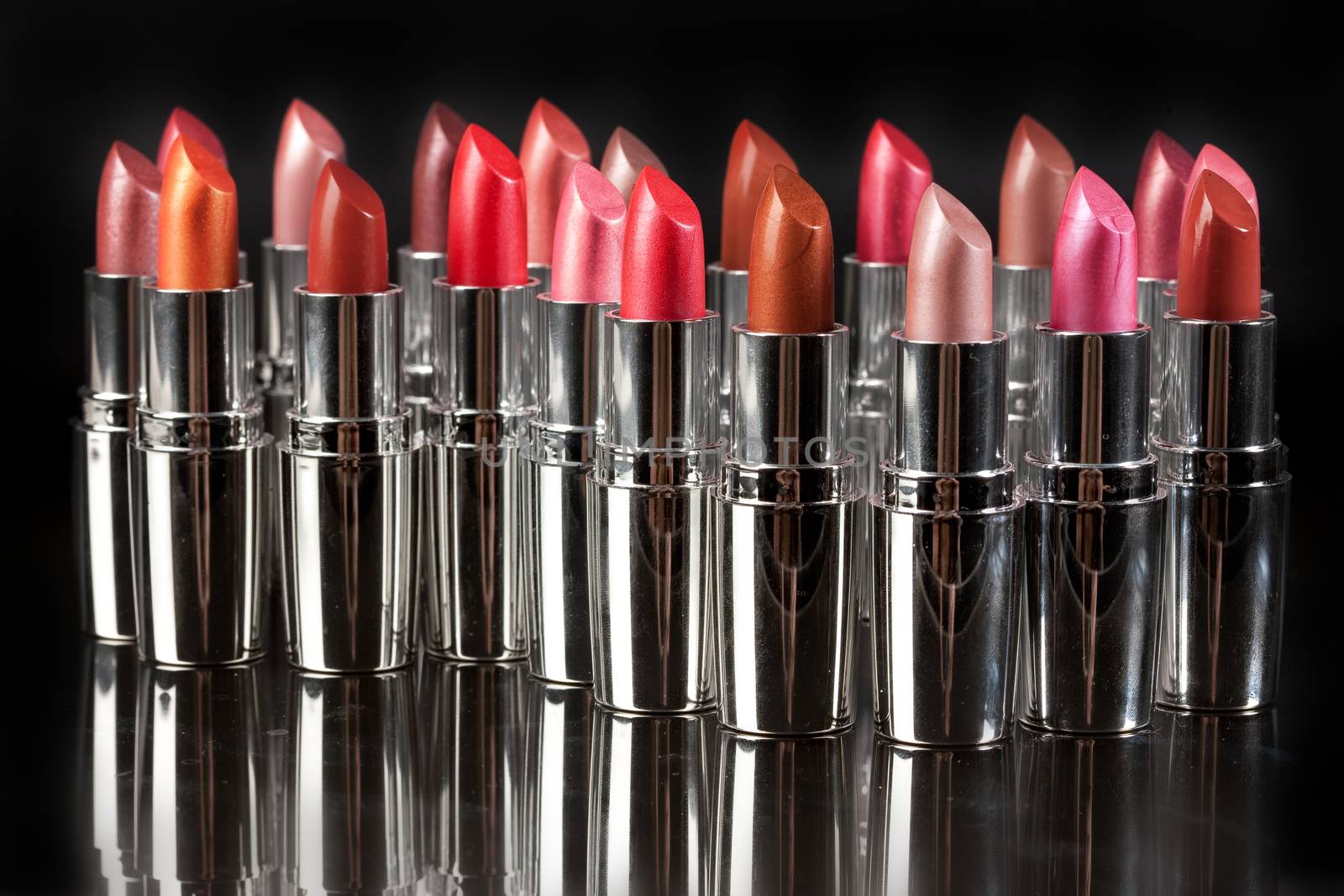 Different Lipstick by Fotoskat