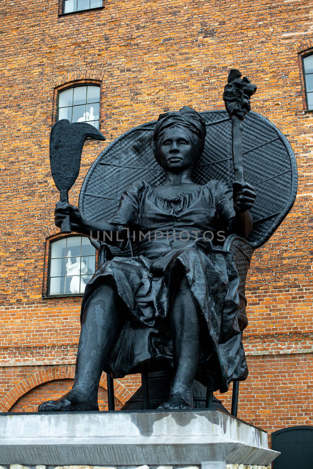 I Am Queen Mary Statue in Copenhagen, Denmark by oliverfoerstner