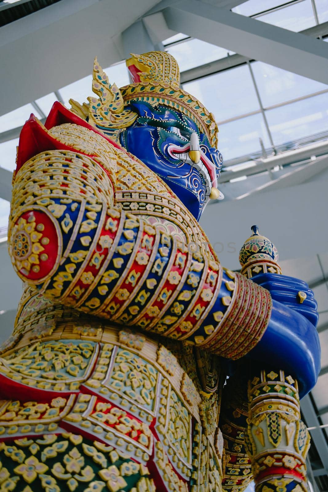 Thai giant gardian sculpture statue