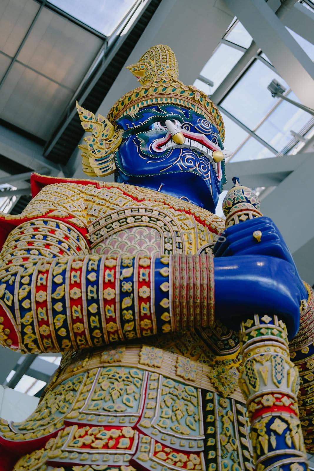 Thai giant gardian sculpture statue