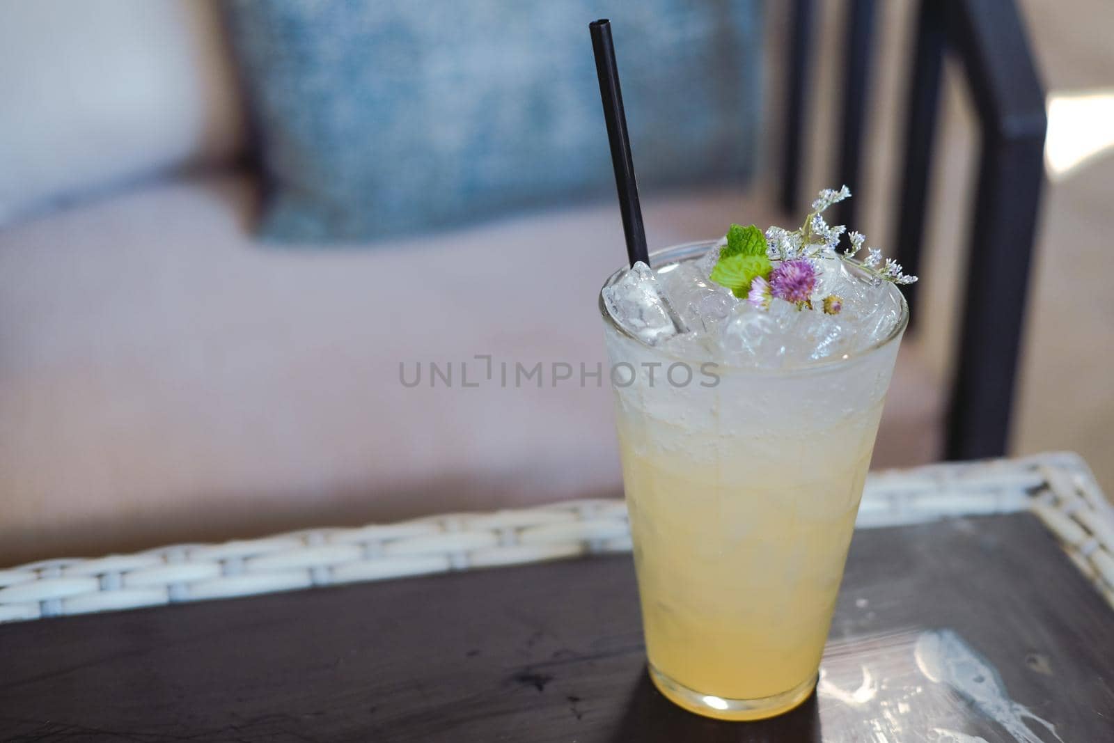 homemade lemon ginger kombucha soda probiotic beverage drink