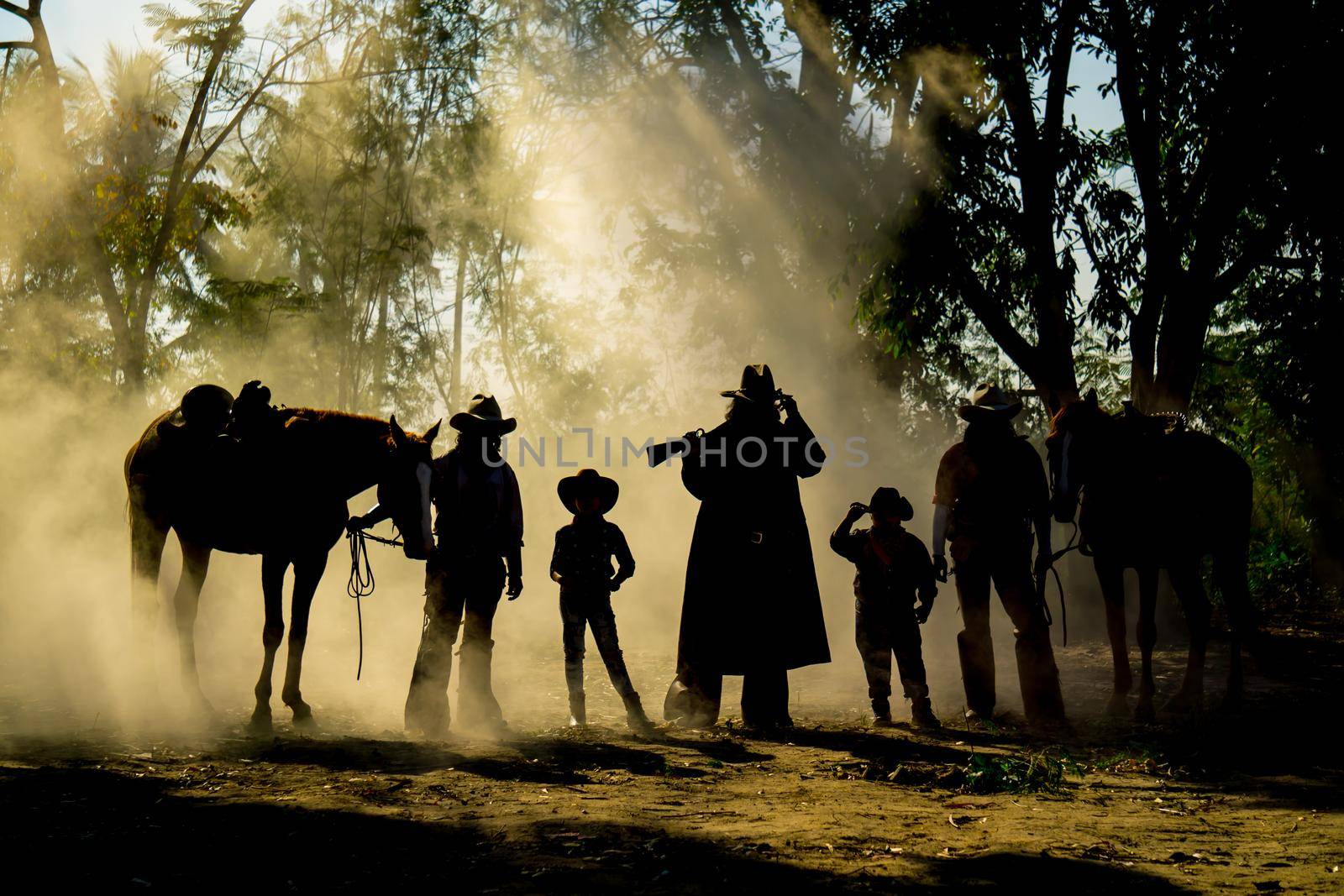 Cowboy Life: Cowboy Caravan with lover horses