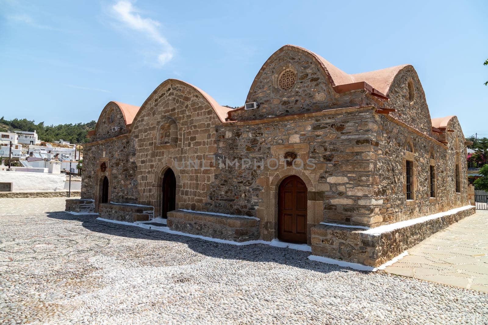 Church Kimisis tis Theotokou in Asklipio by reinerc