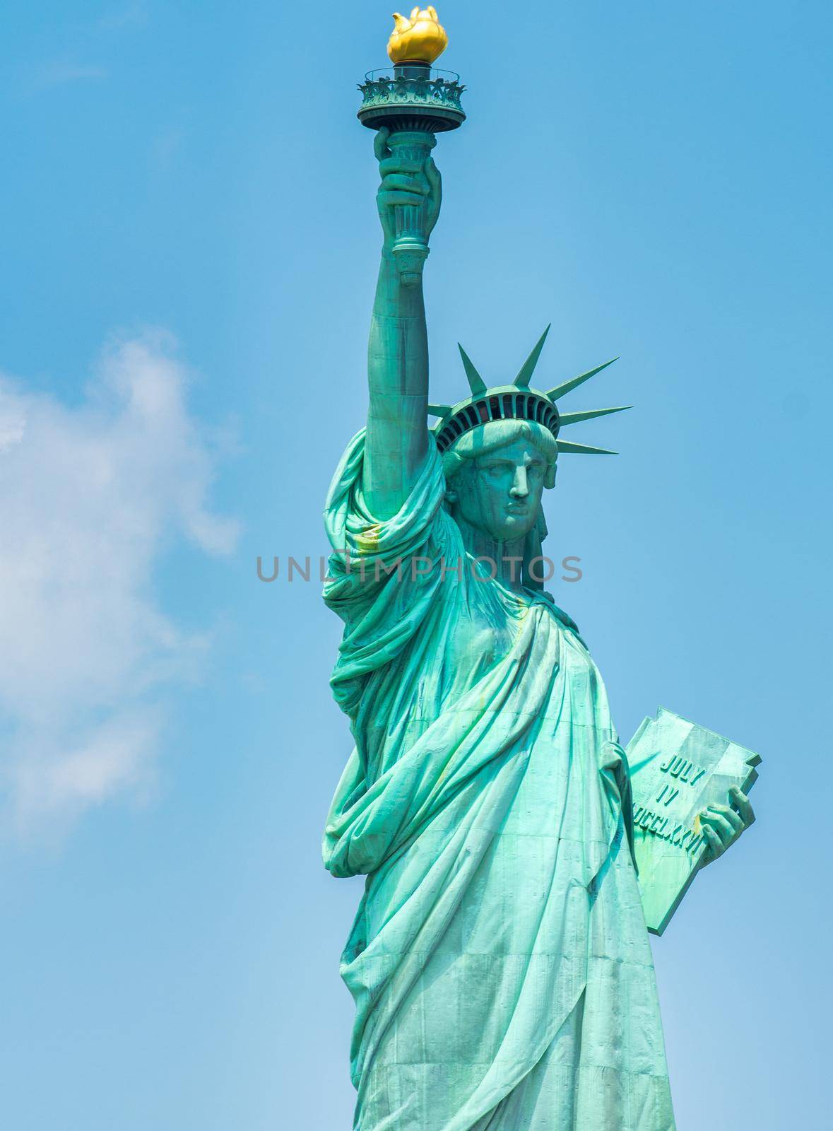 Amazing view of Statue of Liberty from the ferry boat by jovannig