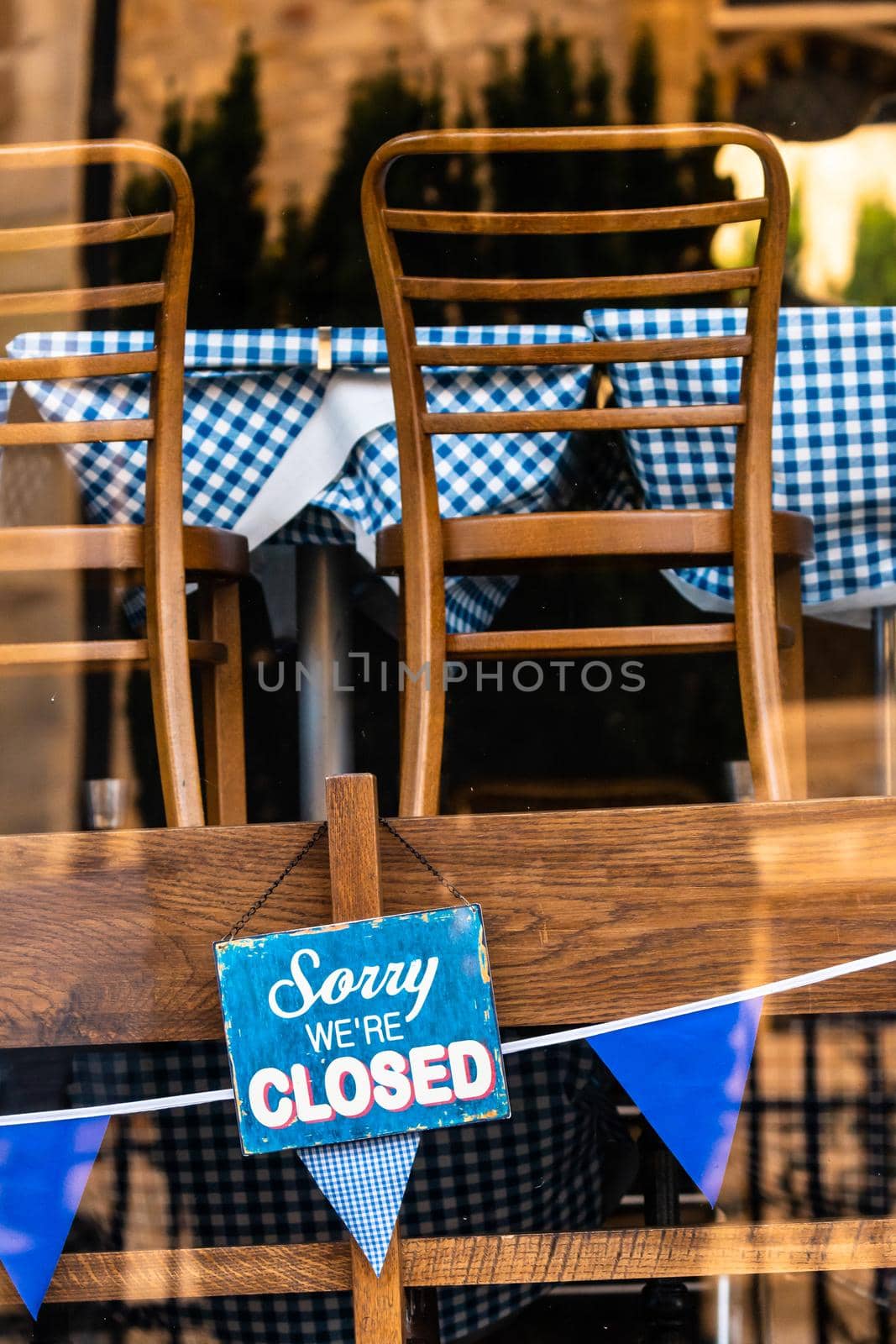 Sorry we are closed sign outside a restaurant during lockdown caused by covid-19 pandemic, Cambridge, UK