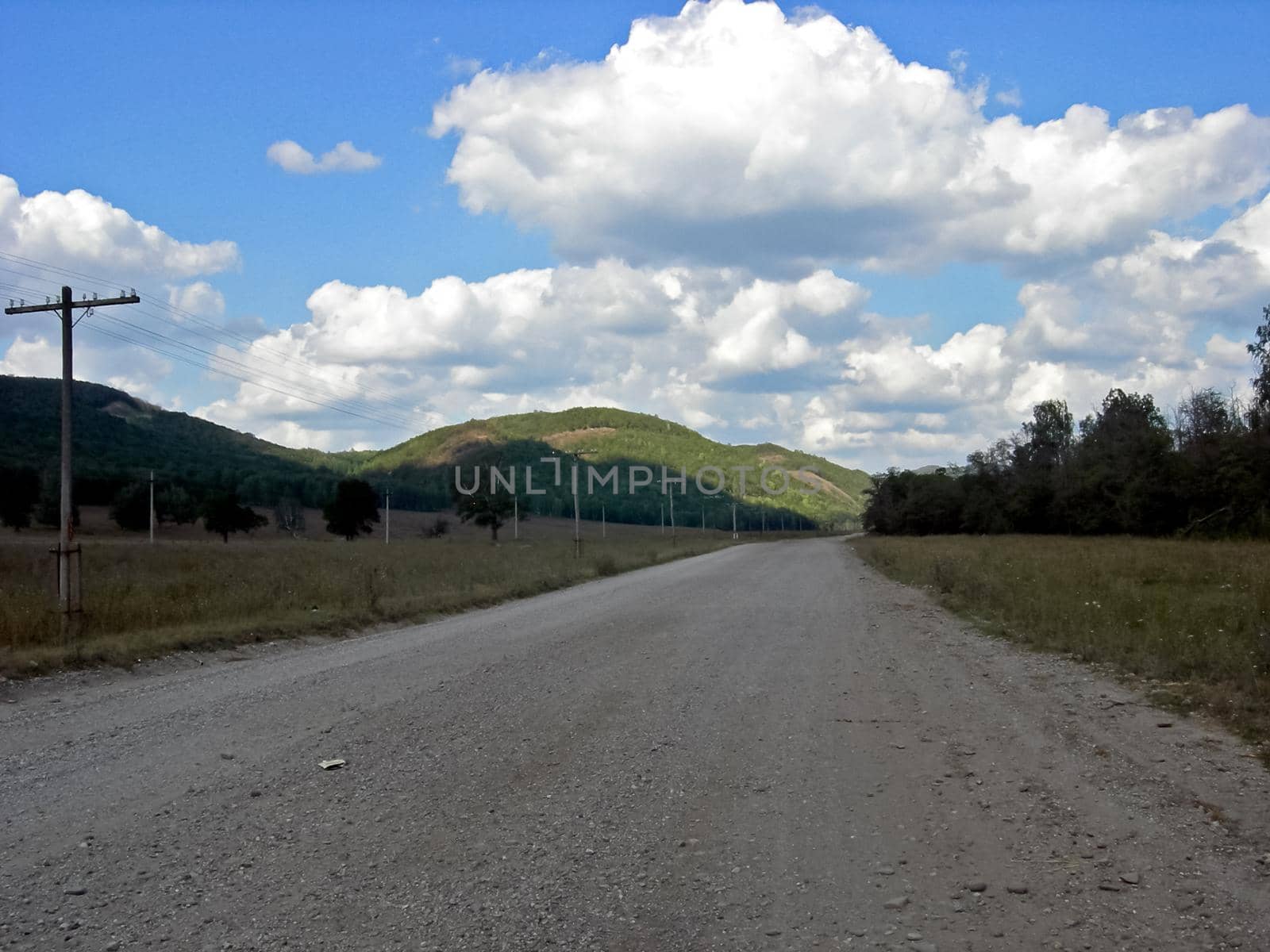 The Beloretsky tract. Nature is in the way of the Beloretsky tract. Roads and landscape.