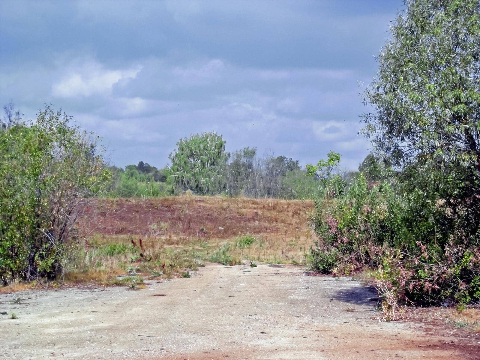 The Beloretsky tract. Nature is in the way of the Beloretsky tract. Roads and landscape.