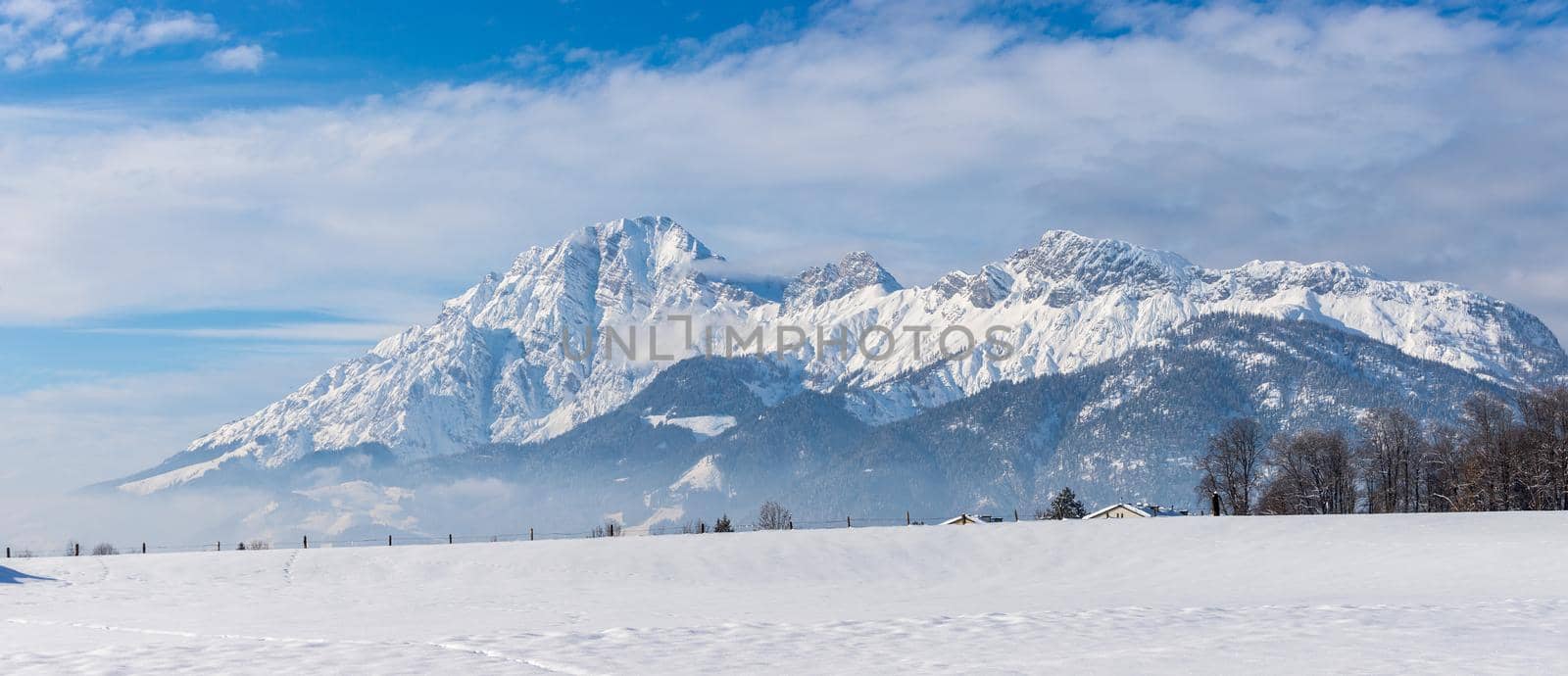 Idyllic snowy mountain peaks, landscape, Alps, Austria by Daxenbichler