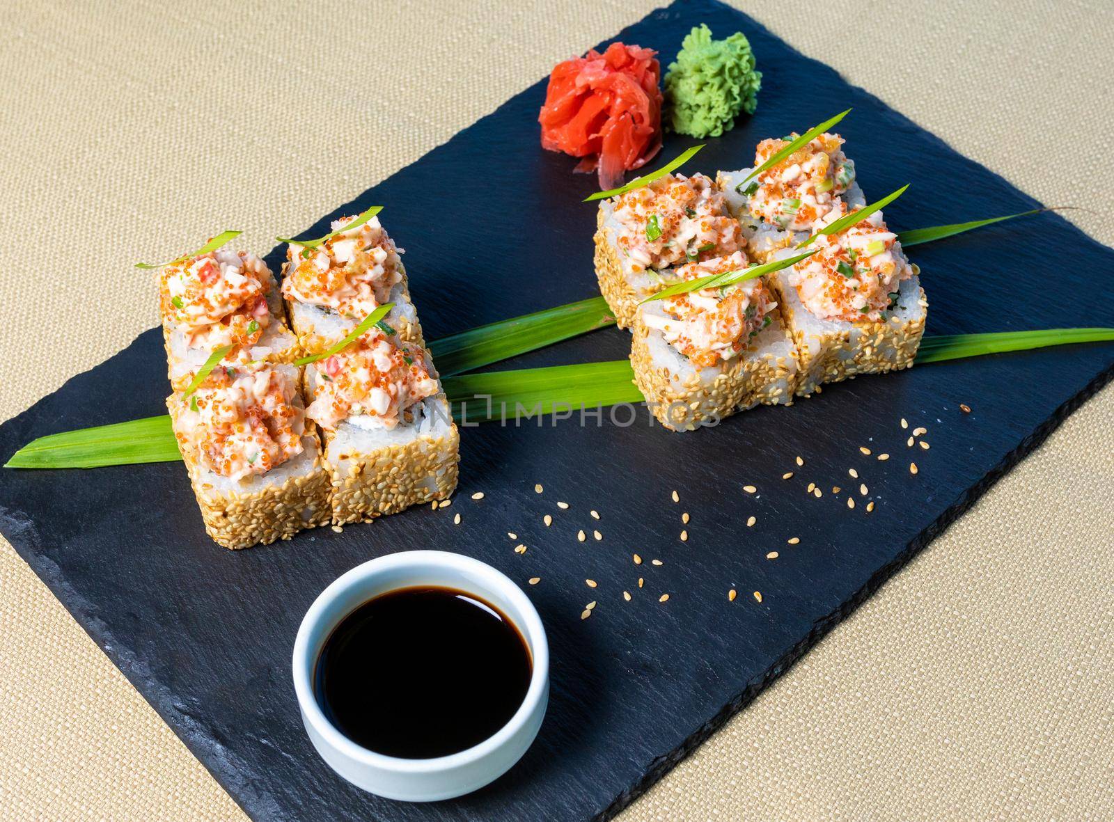 Tasty sushi set with wasabi and soy sauce by ferhad
