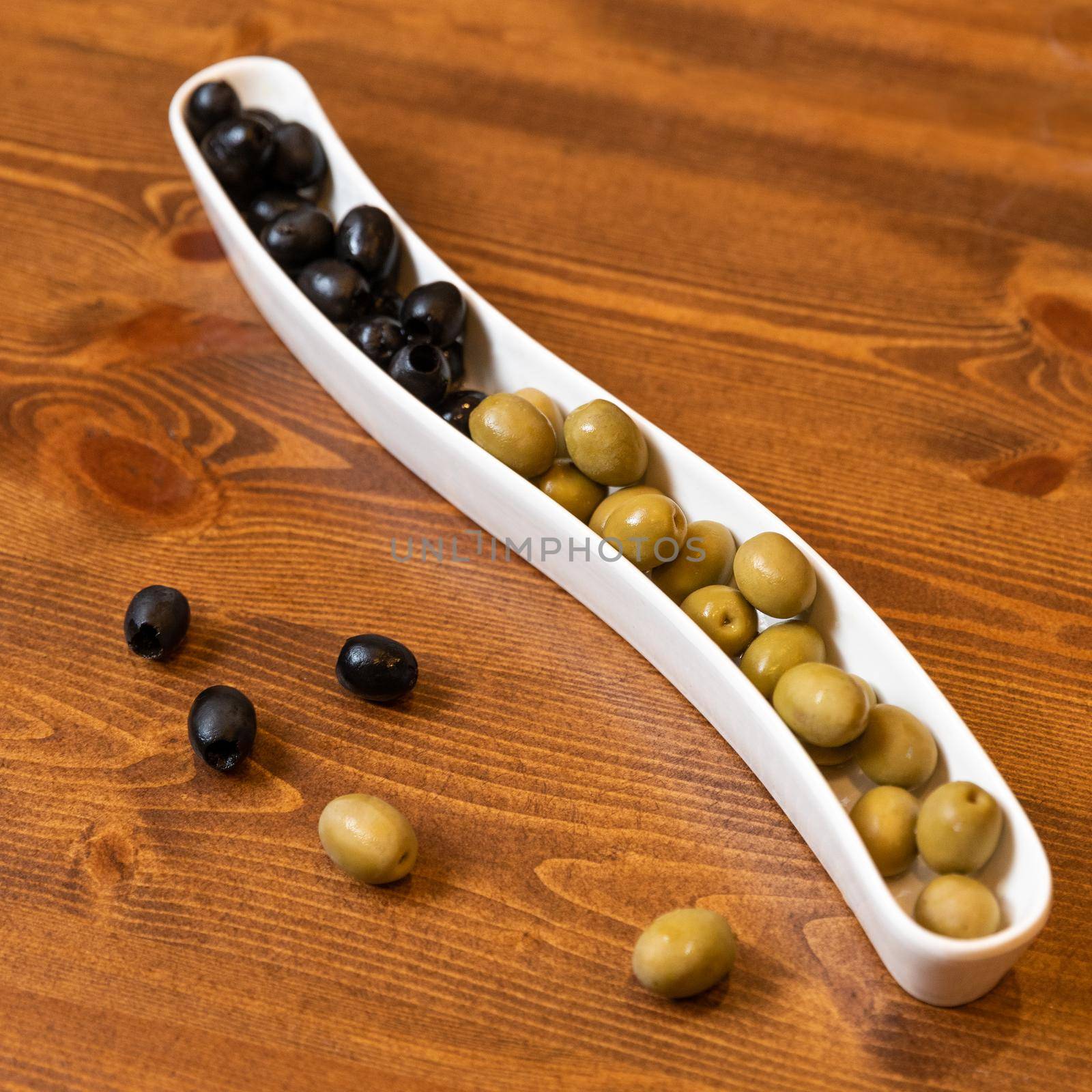 Black and white olives top view by ferhad