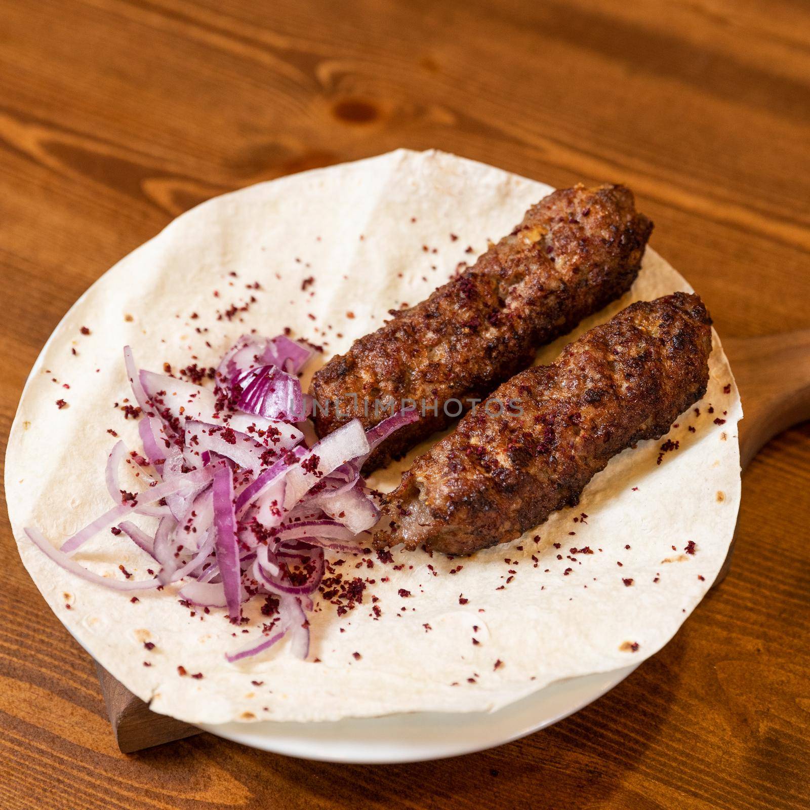 Lyulya kebab, Azerbaijani meat meal