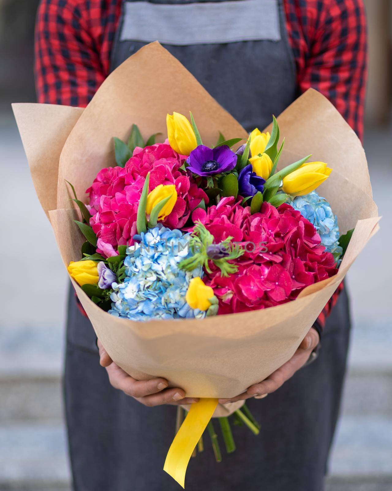 Beautiful colorful flower bouquet with blur background by ferhad