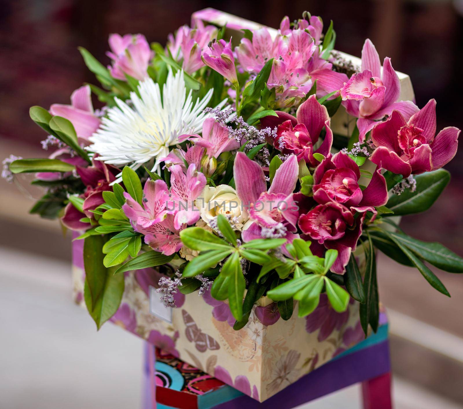 Beautiful pink bouquet flower in the box by ferhad