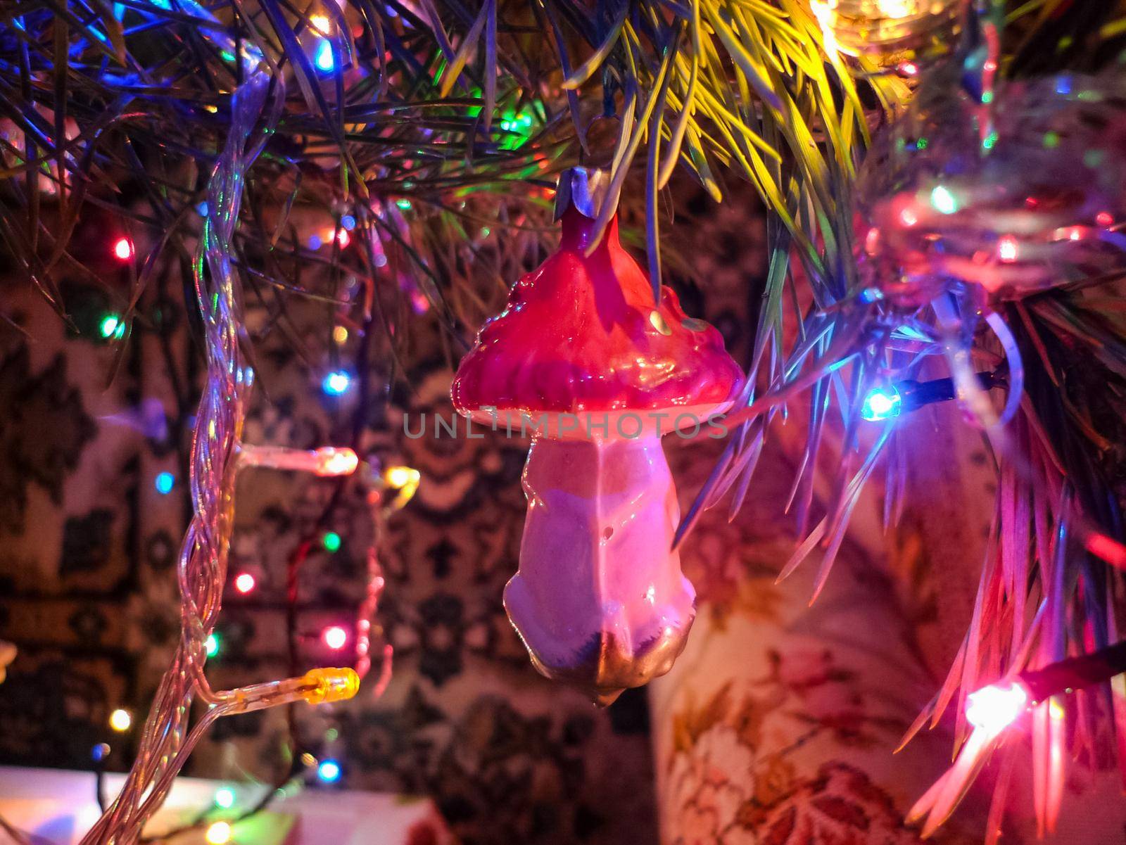 Christmas tree christmas toys. by DePo