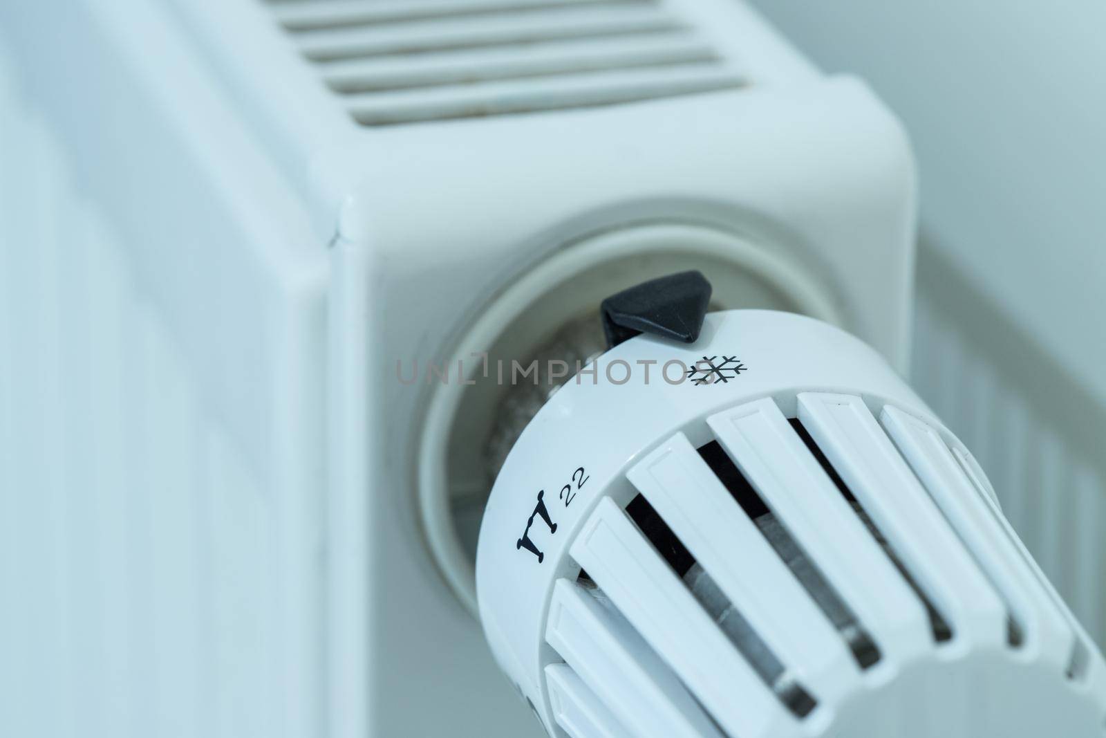 Close up picture of a heat regulator.