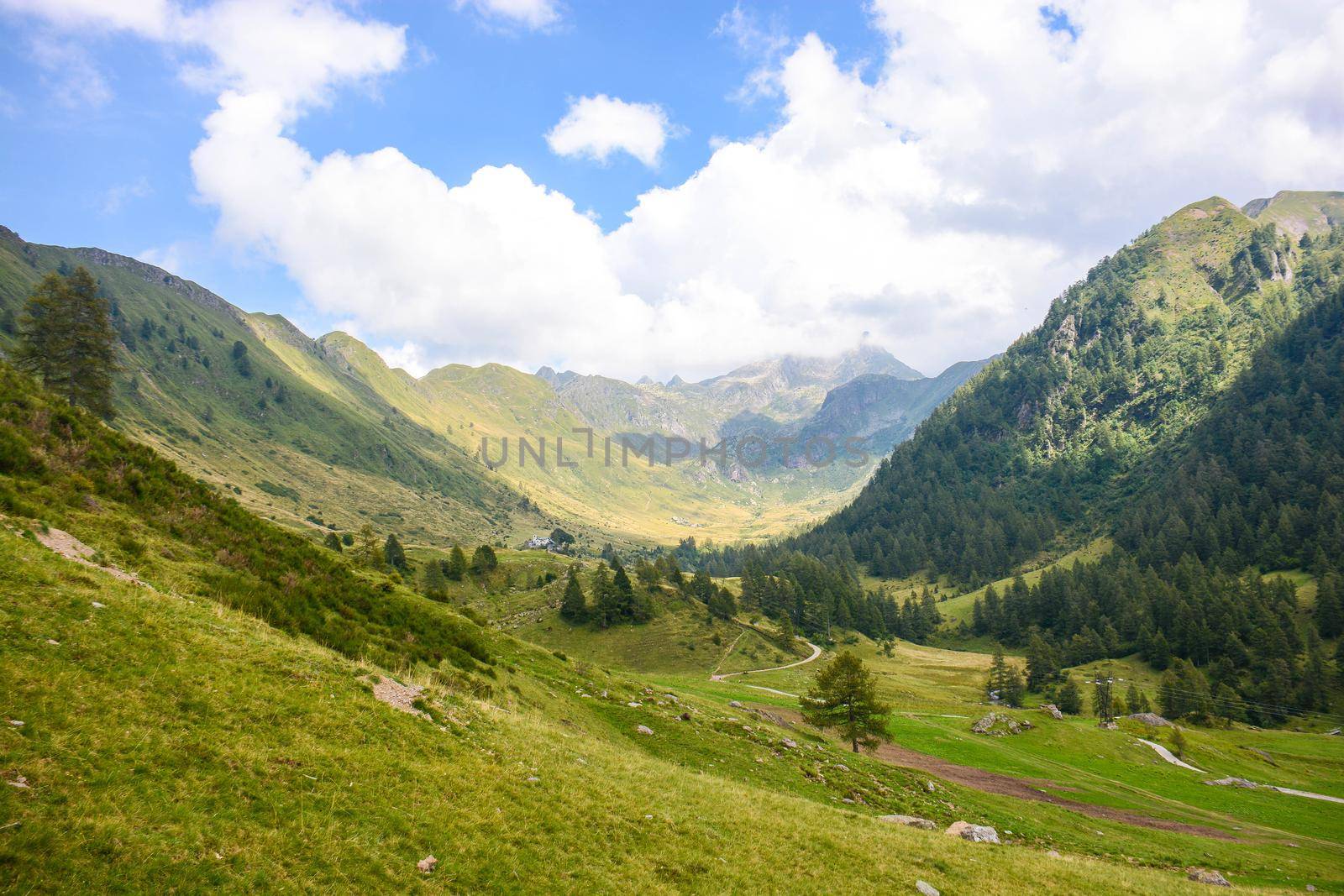 italian mountains by iacobino