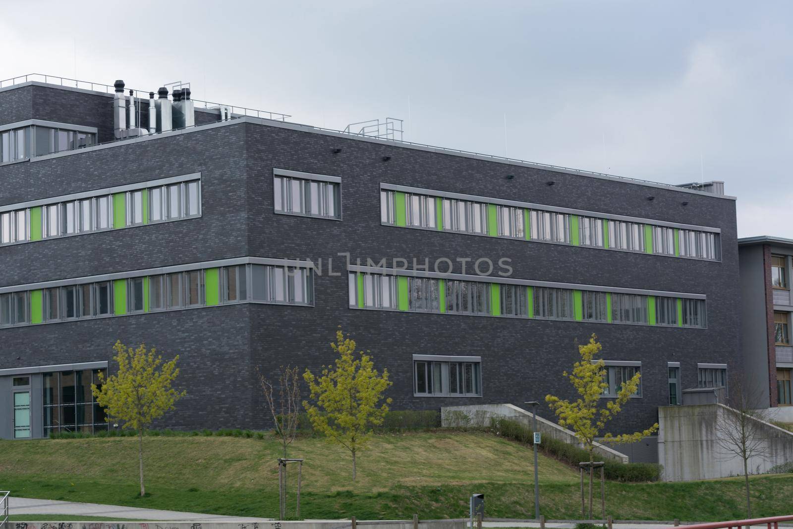 Modern campus of the cities of Velbert and Heiligenhaus is a branch of the University of Bochum