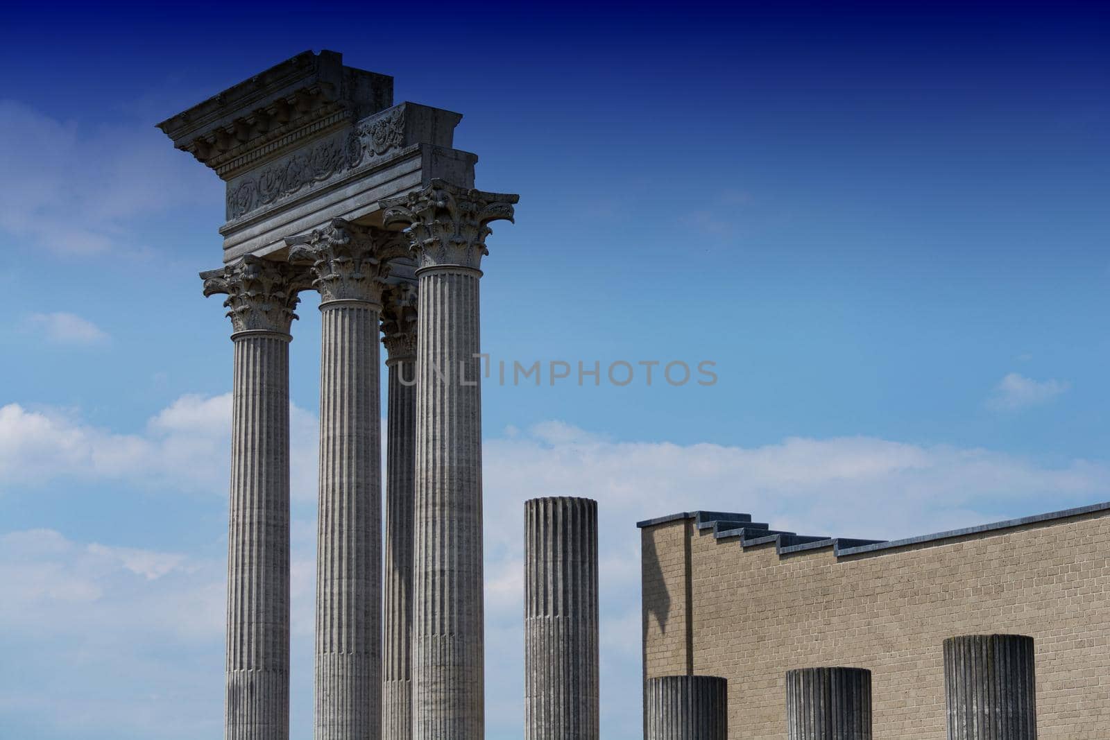 Greek style pillars            by JFsPic