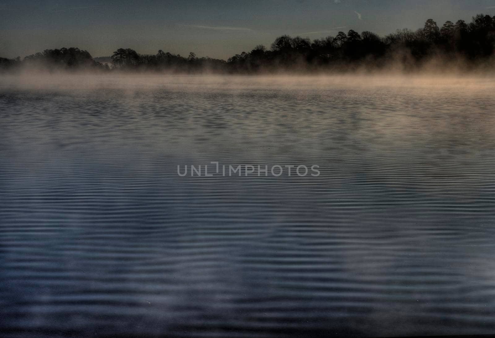 Chilly, misty morning on Lake DeSoto, Arkansas