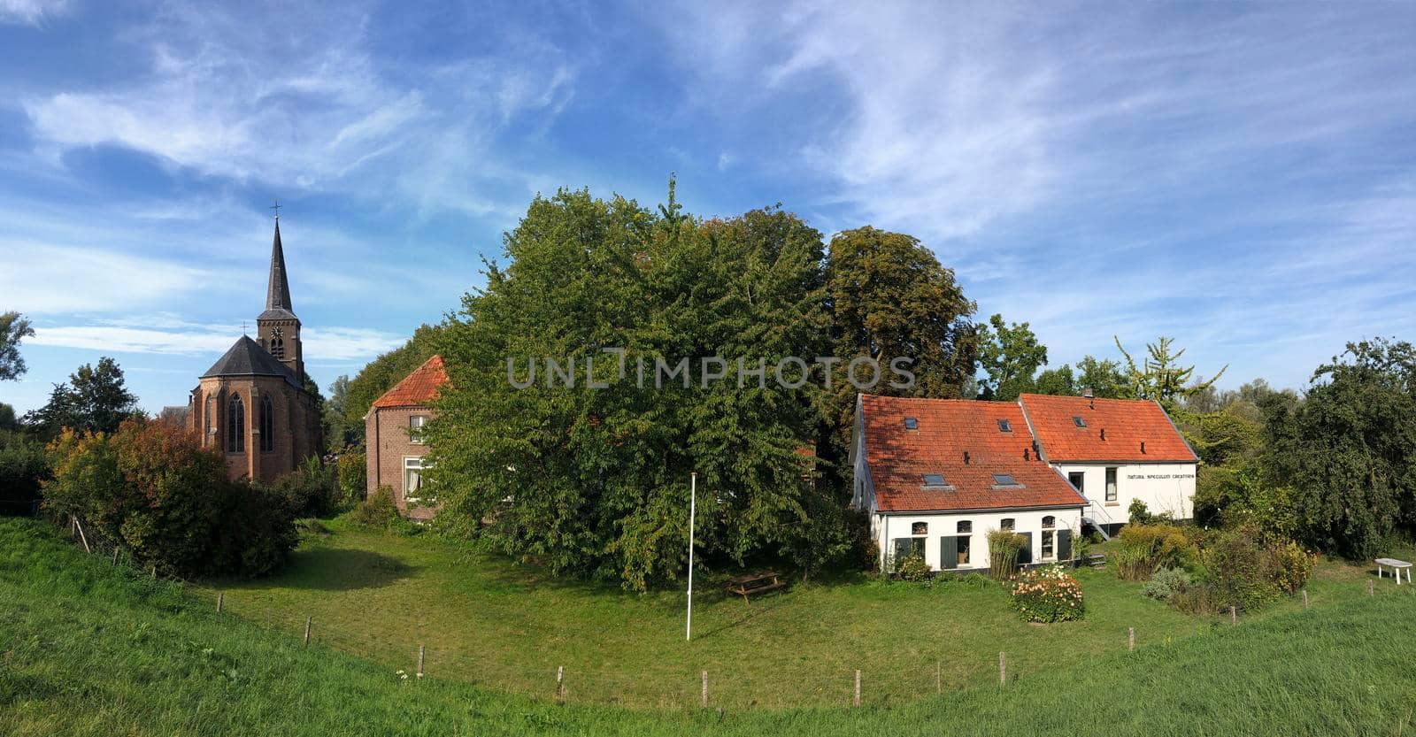 H. Laurentius church in Kekerdom by traveltelly