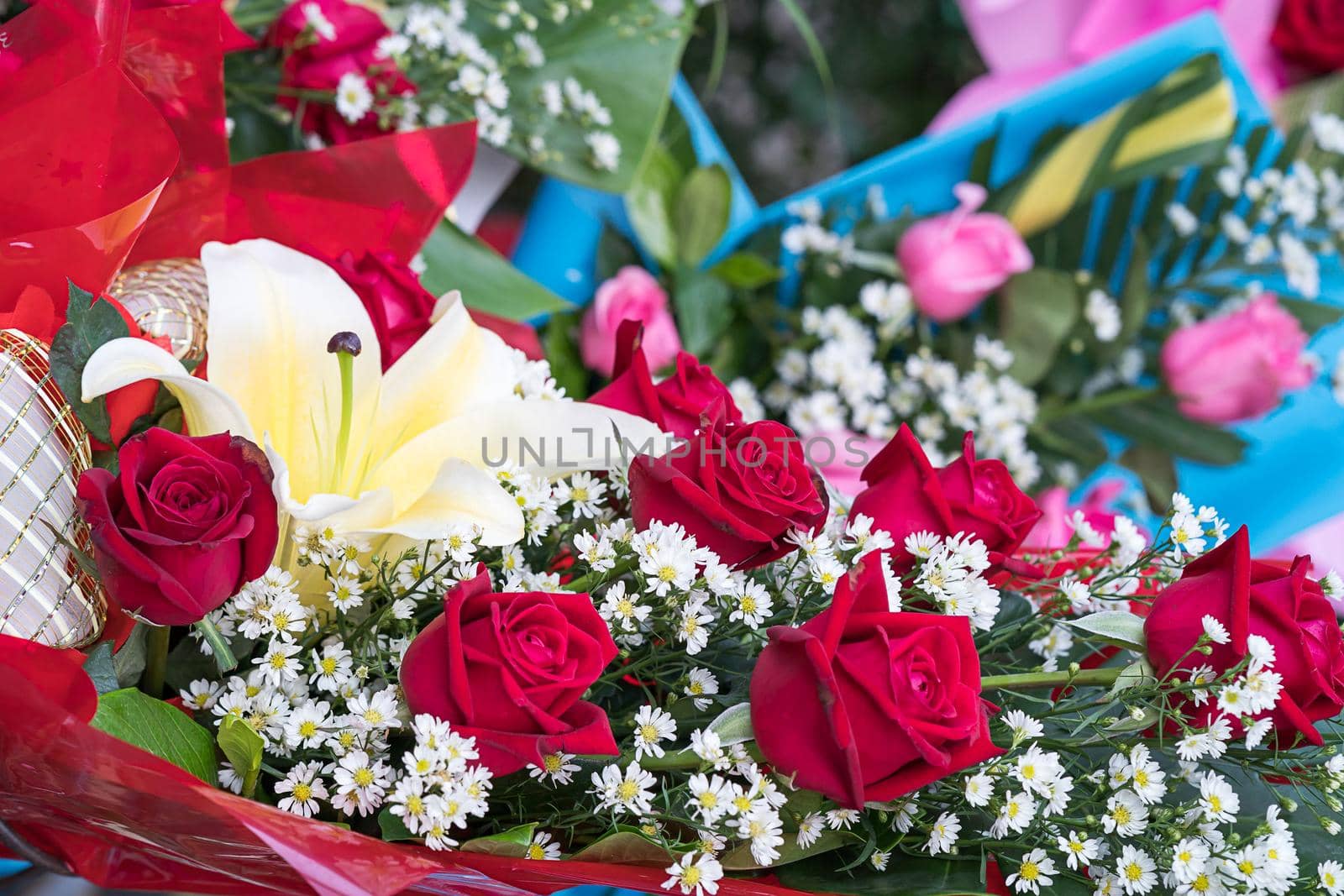 Bouquet made of roses  by stoonn