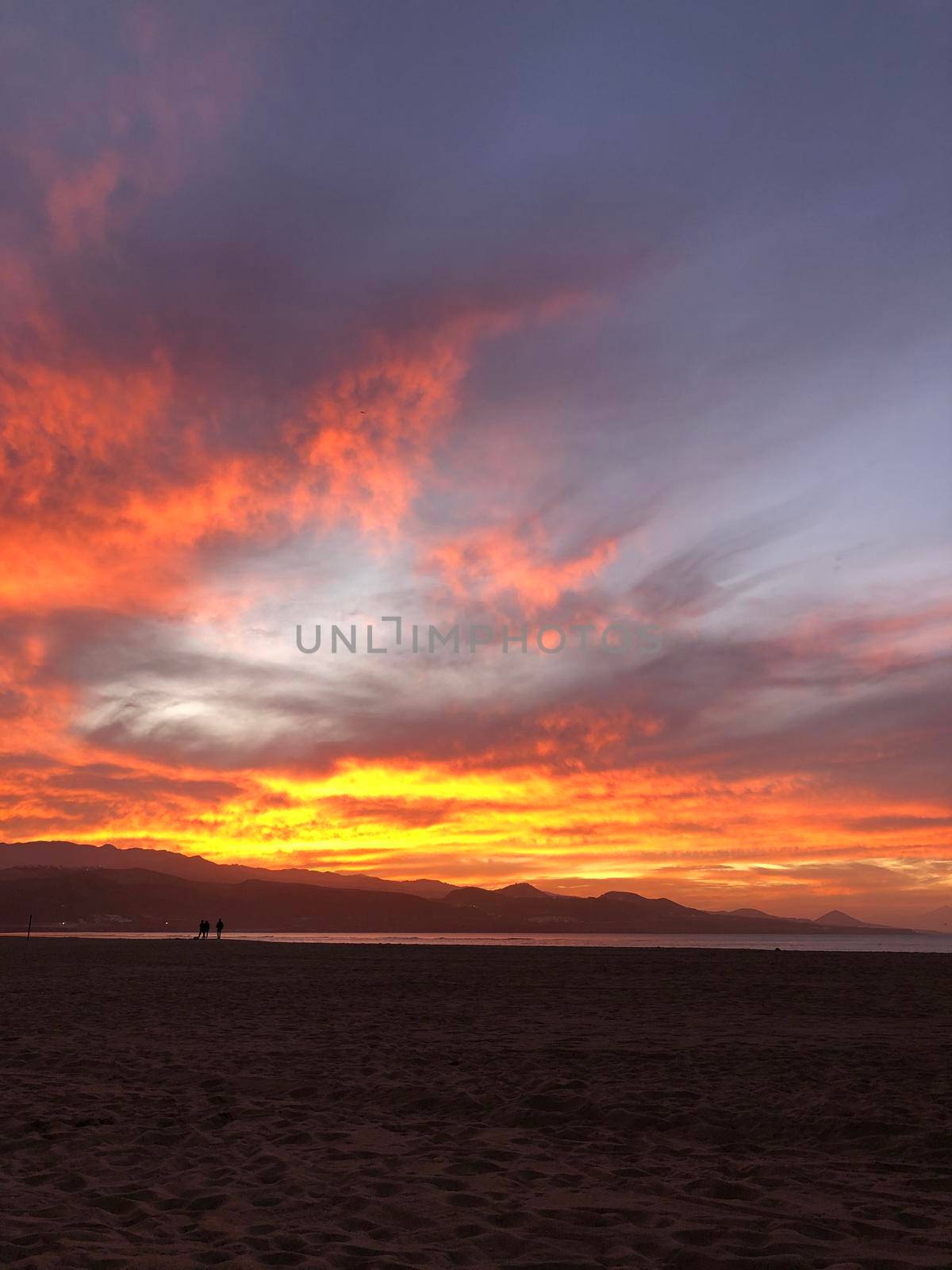 Sunset at Las Canteras beach in Las Palmas, Gran Canaria