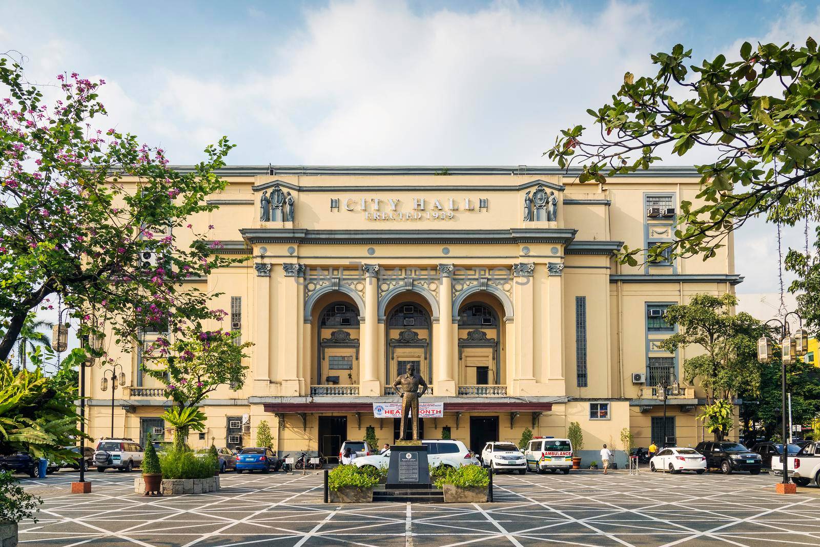 city hall in manila philippines by jackmalipan