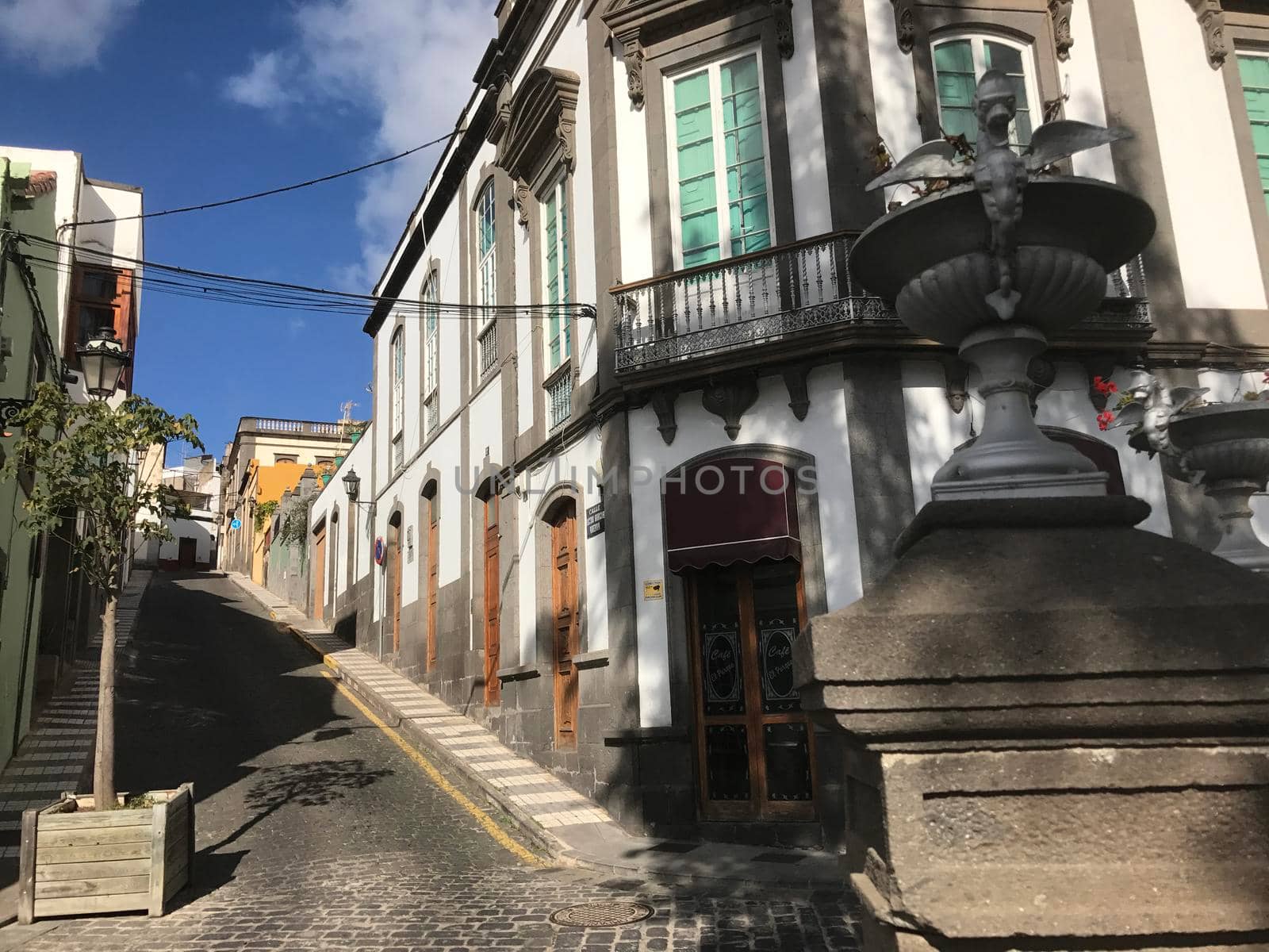 Street going up hill in Arucas Gran Canaria