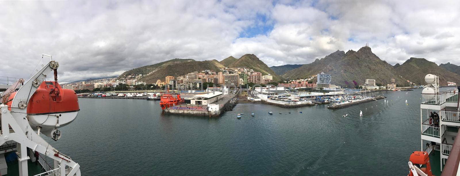 Panorama from the harbour in Santa Cruz  by traveltelly