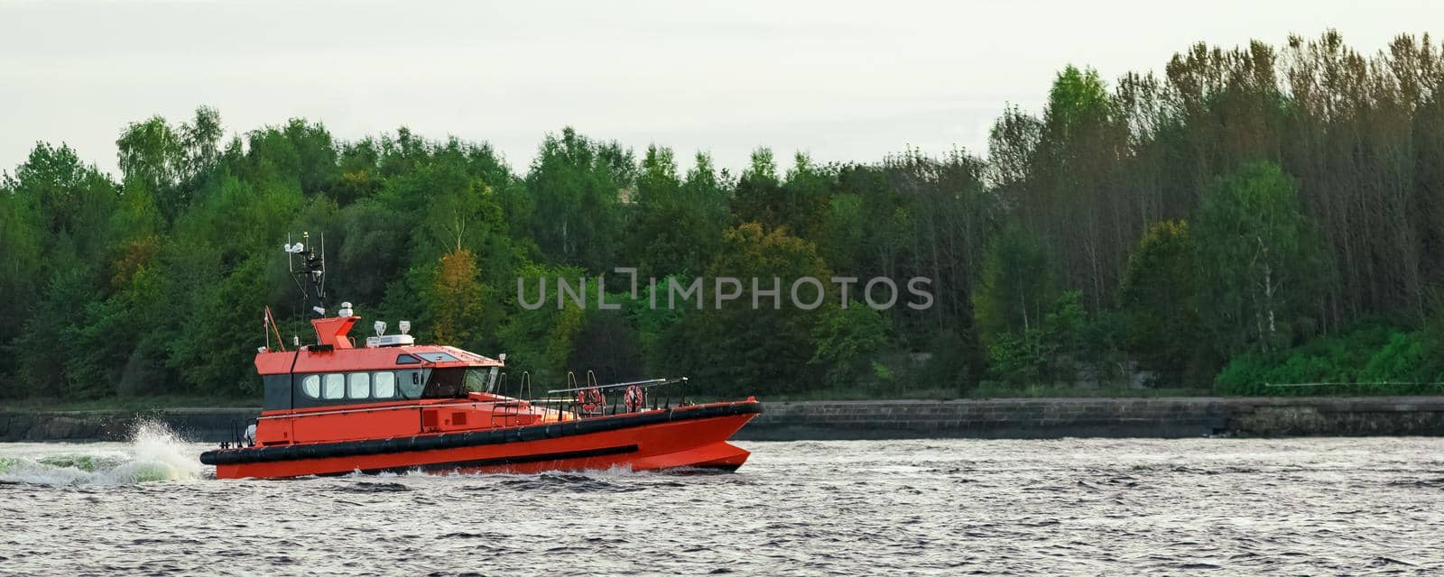 Orange pilot ship by InfinitumProdux