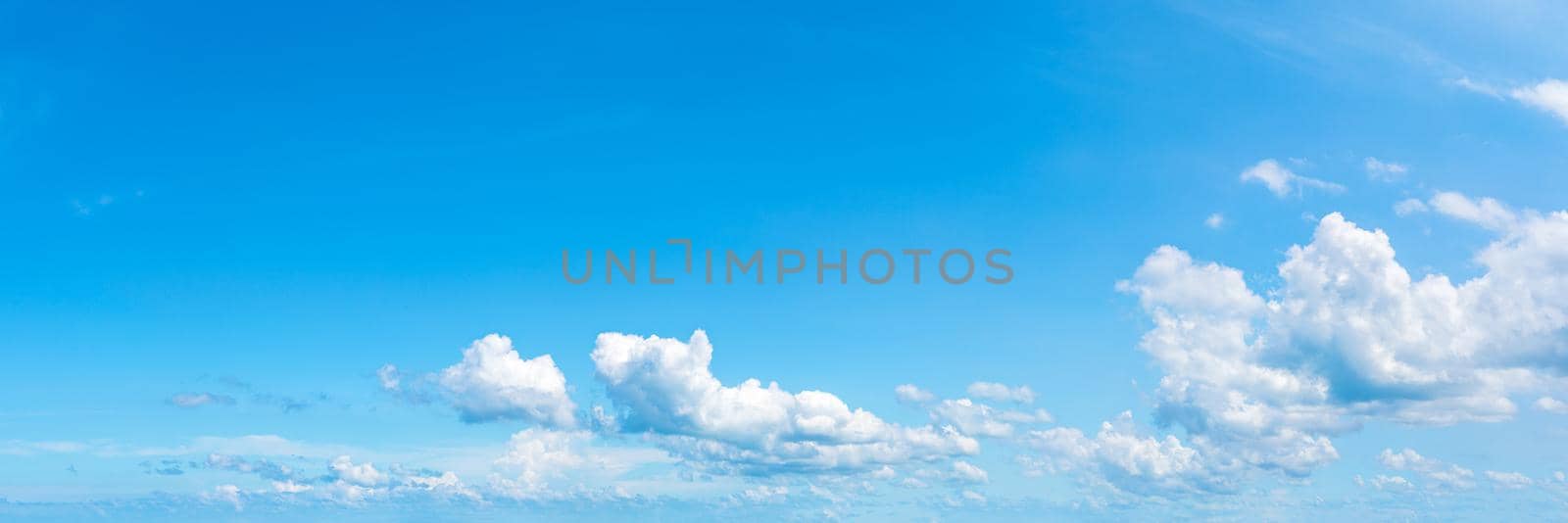 Panoramic fluffy cloud in the blue sky by stoonn