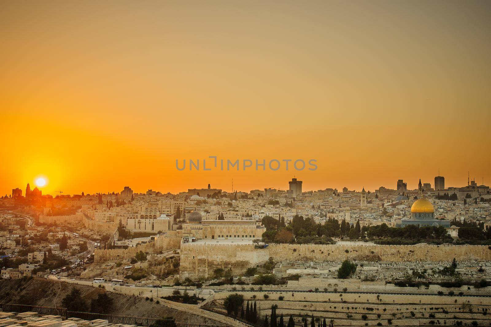 Sunset view of the old city of Jerusalem, with the temple mount and al-Aqsa mosque. Israel