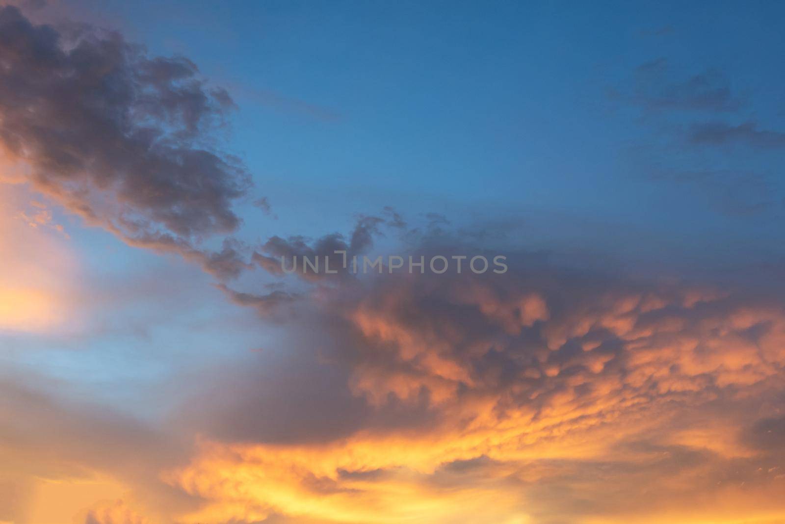 Colourful nature sky during sunset in summer season by Nuamfolio